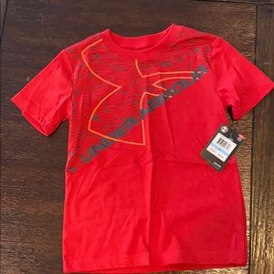 Under Armour Size 5 Heat Gear Tee